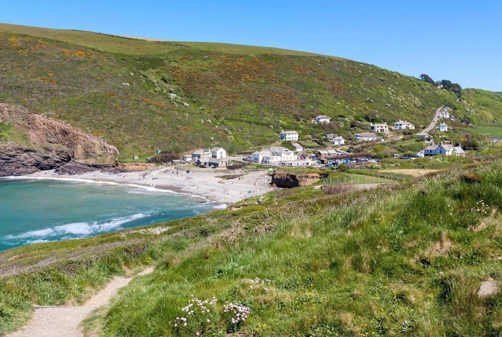 Kiberick Cottage At Crackington Haven, Near Bude And Boscastle, Cornwall Exterior photo
